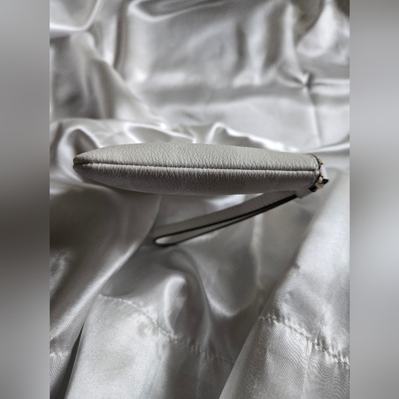 Coach White Wristlet Clutch - Picture 5 of 10